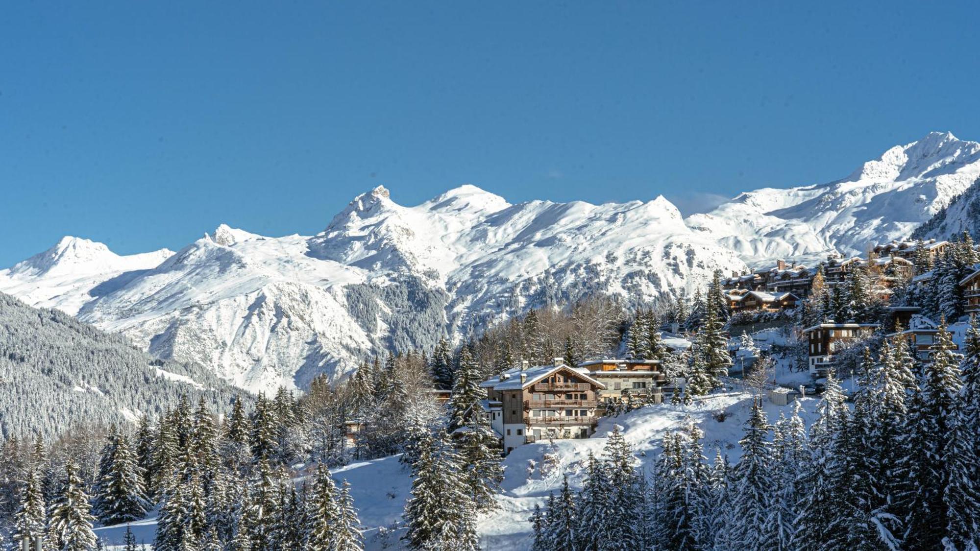 Ecrin Blanc - Aquapark Hotel Courchevel